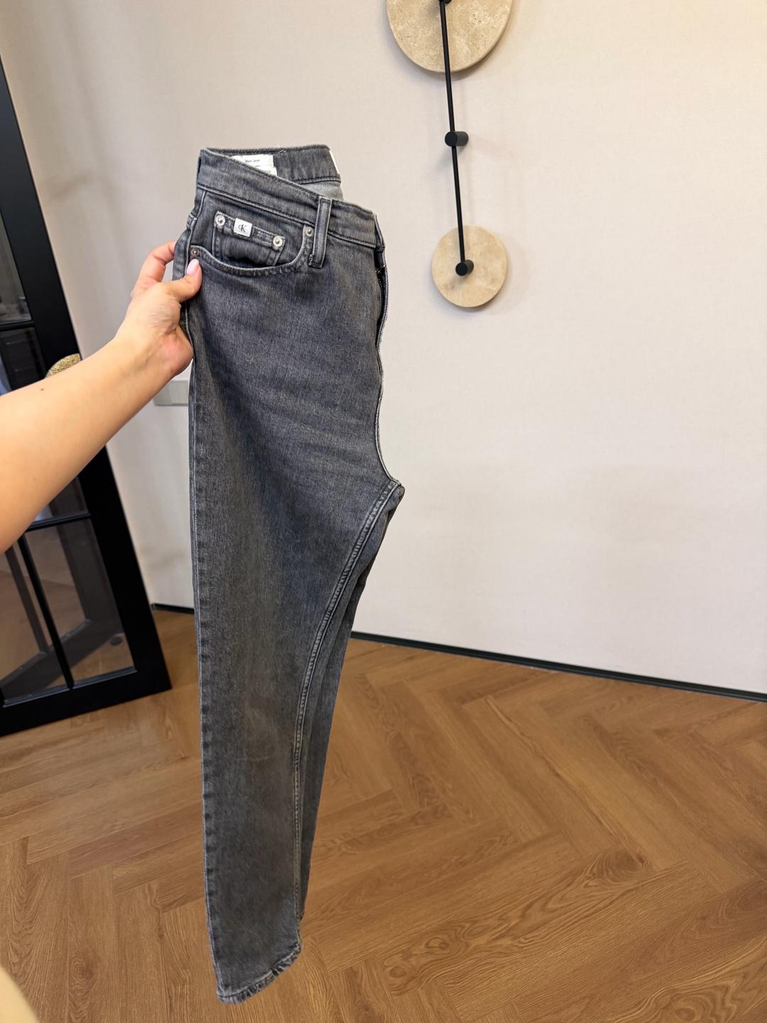 Calvin Klein Продам джинсы CK Calvin Klein брюки — фото 2