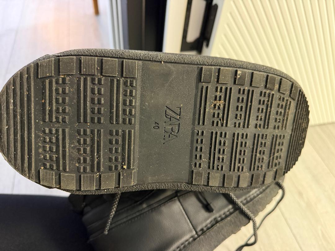 Zara ботинки утепленные зимние черные, зара — фото 2