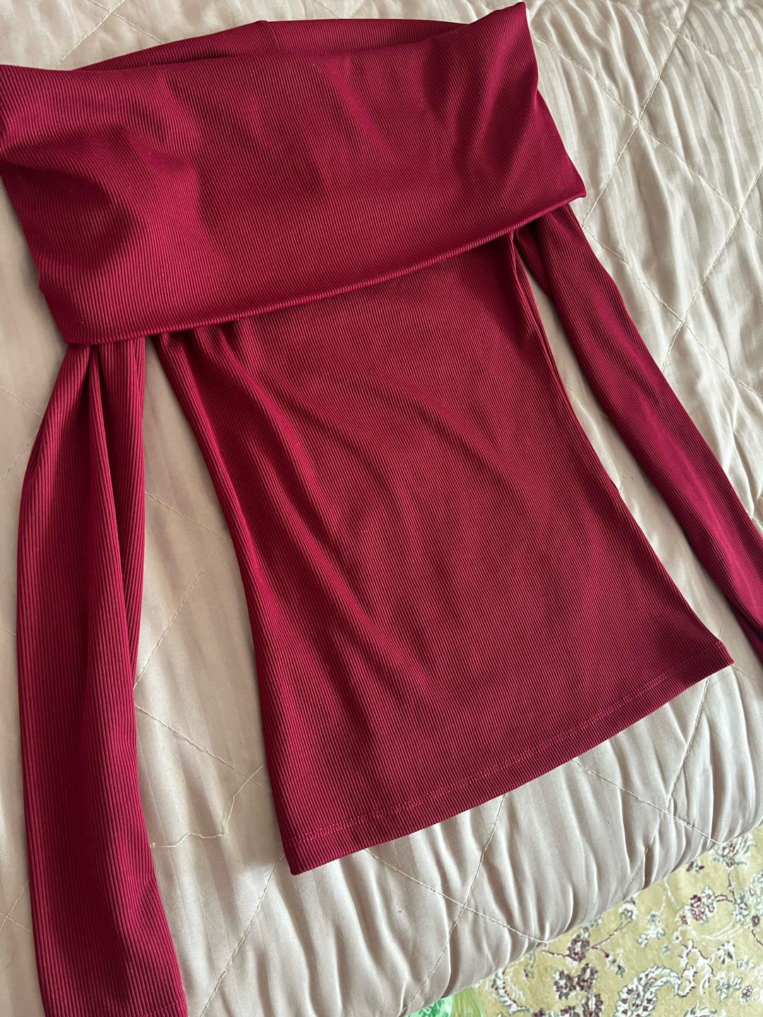 Нет бренда Топ бордовый с открытыми плечами — фото 2