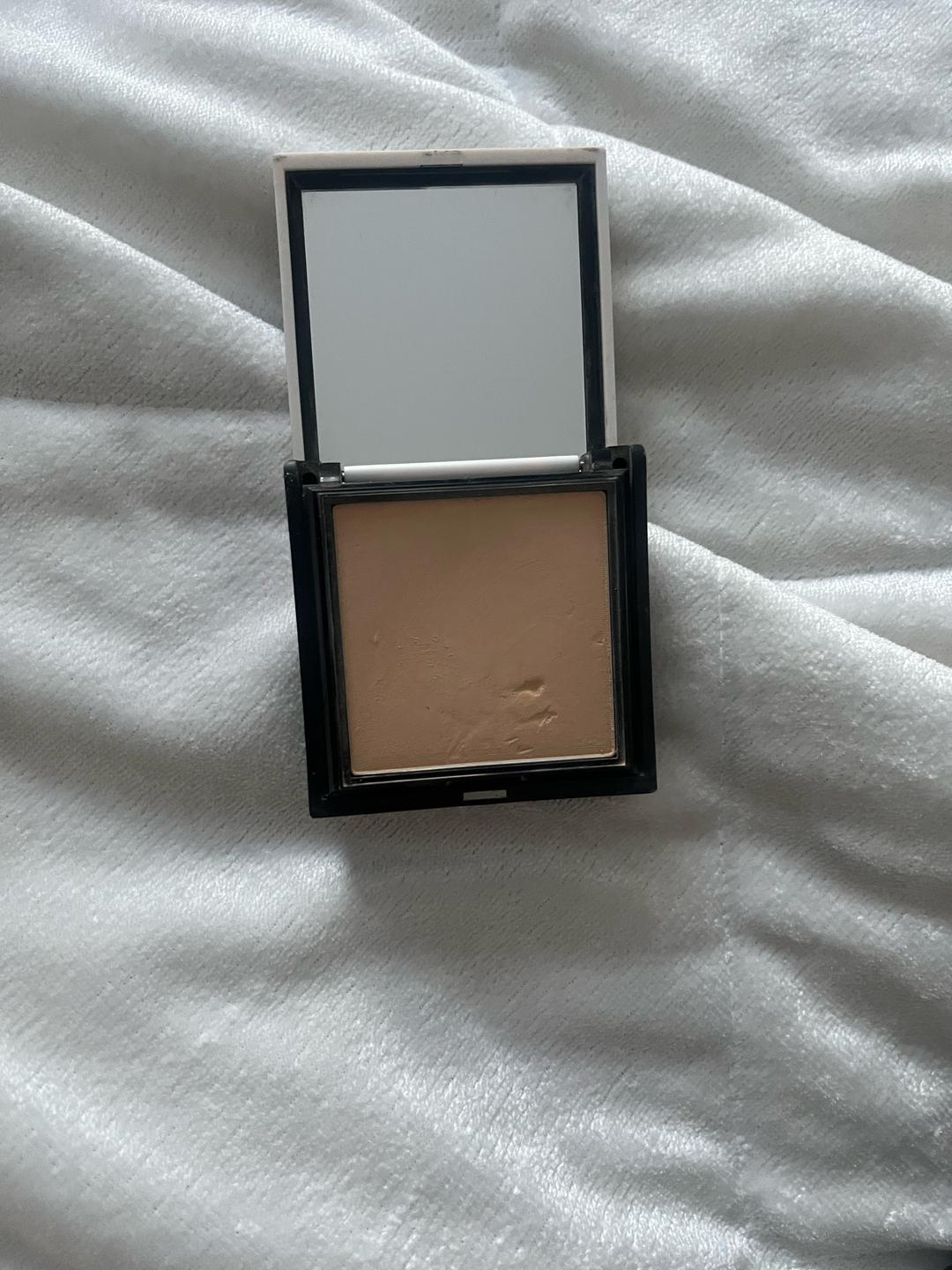 Benefit Hello Flawless пудра Benefit — фото 2