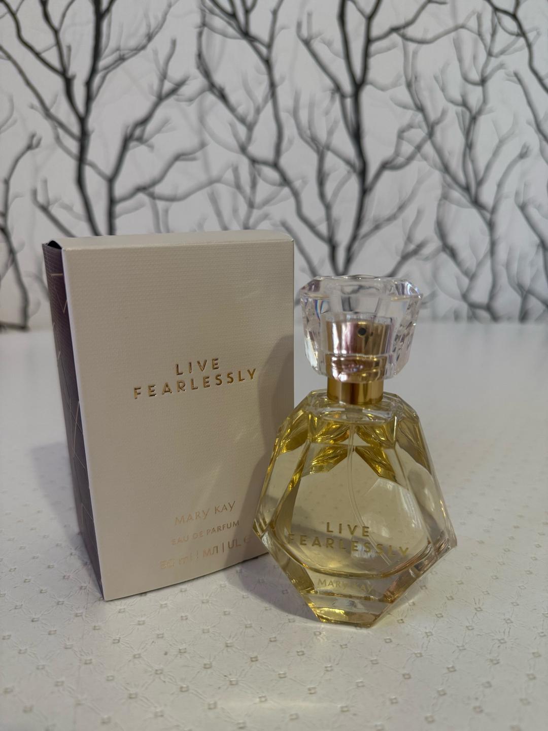 Mary Kay Парфюмерная вода Mary Kay Live Fearlessly — фото 2