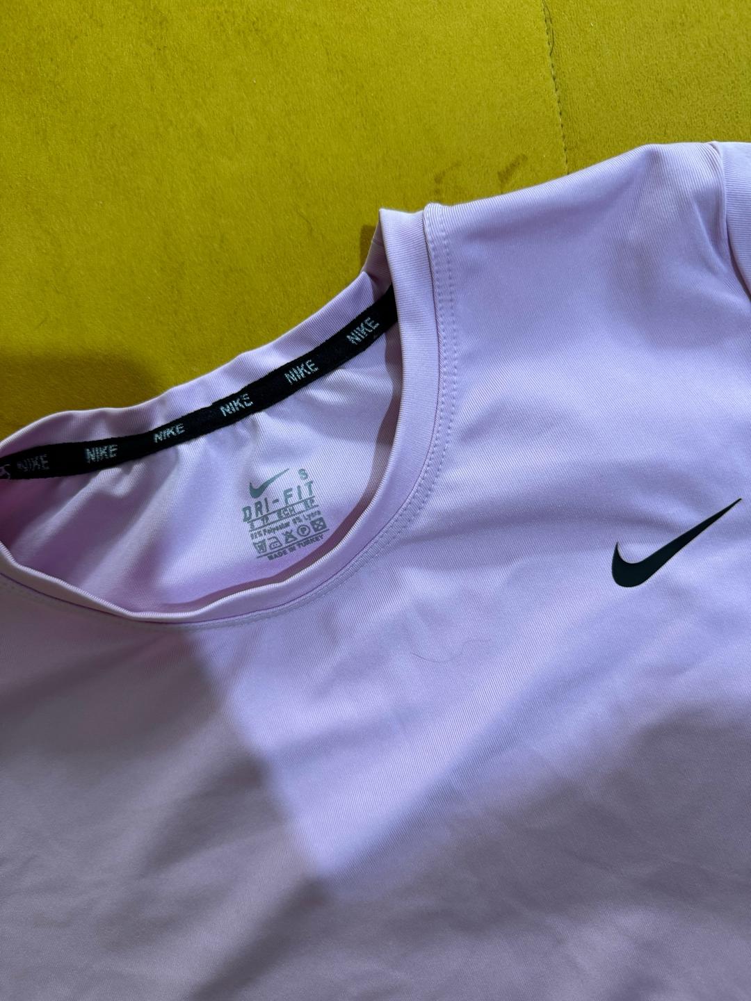 Nike Спортивная футболка Nike — фото 2