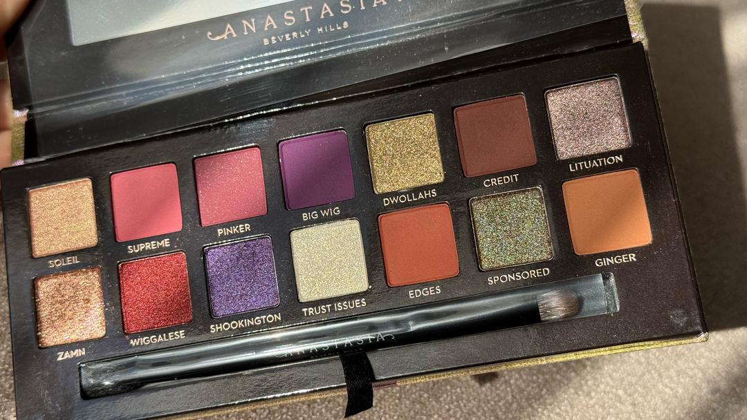 Anastasia Beverly Hills Палетка теней Jackie Aina Anastasia Beverly Hills — фото 2