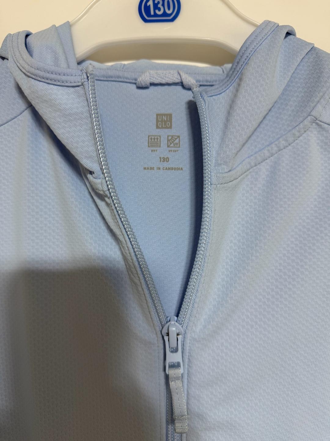 Uniqlo Ветровка UNIQLO для девочки 130 — фото 2