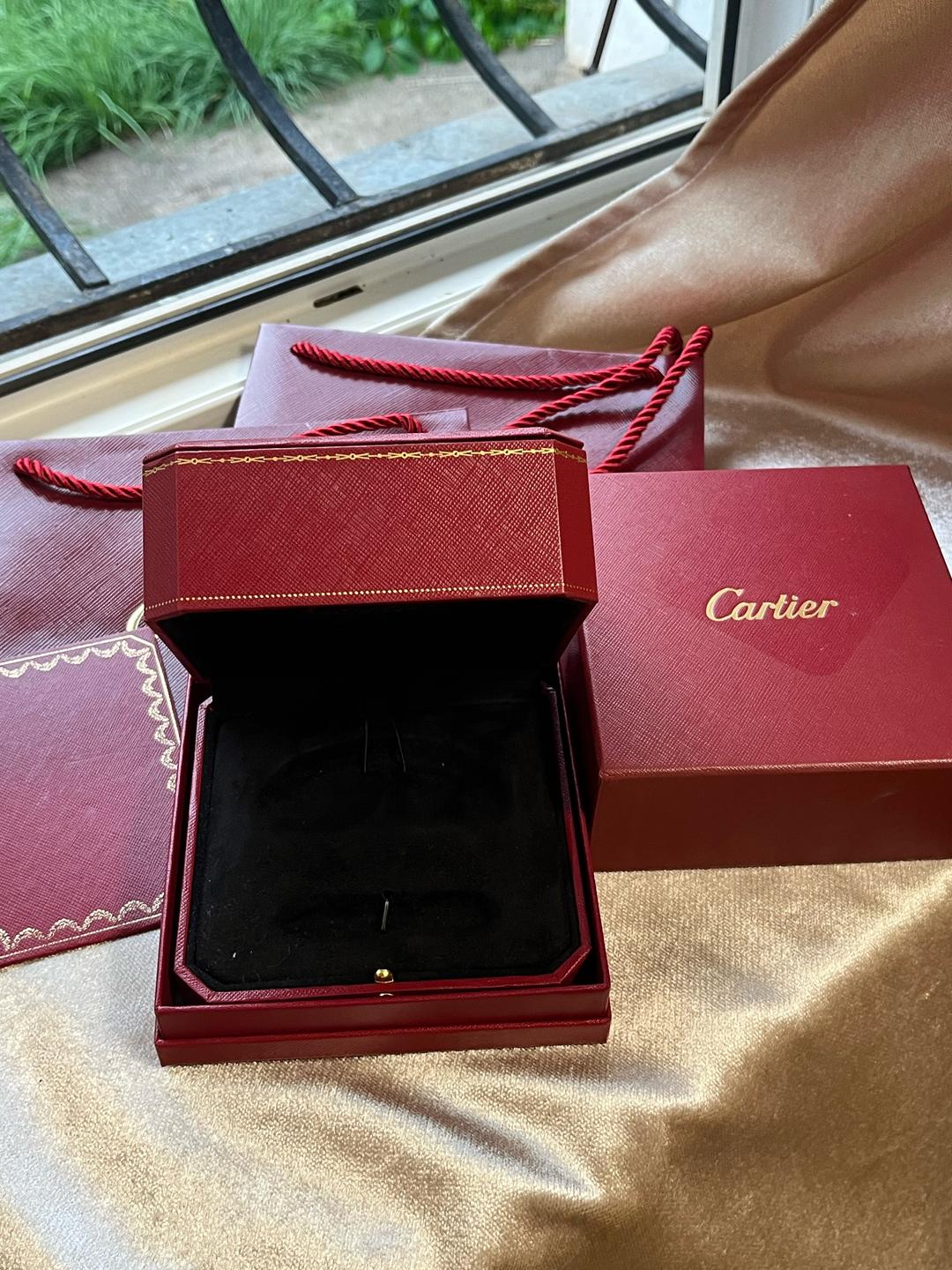 Cartier Фирменная упаковка Cartier: подарочные пакеты и шкатулка, серификат — фото 2