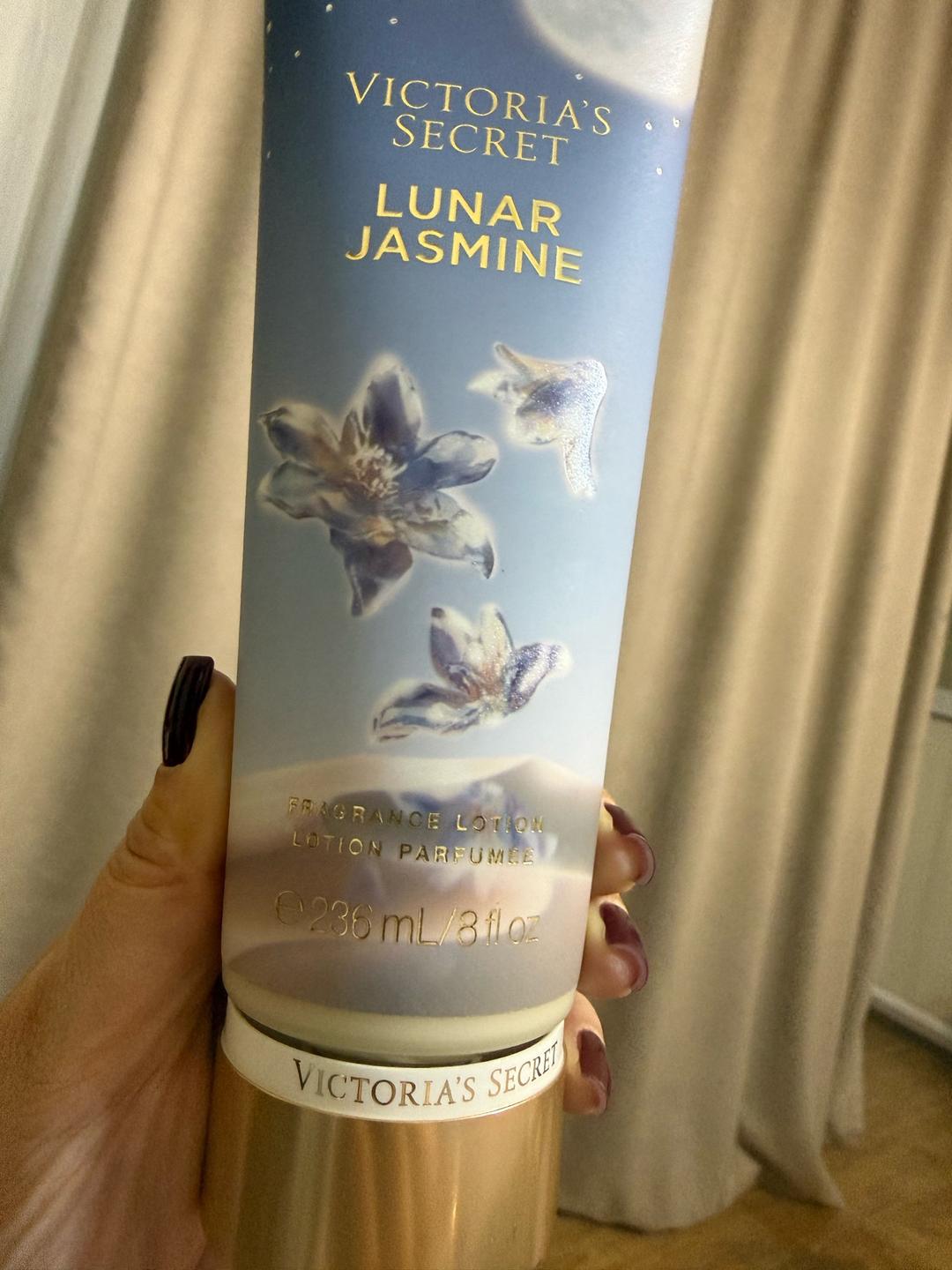 Victoria's Secret Victoria's Secret лосьон для тела Lunar Jasmine — фото 2