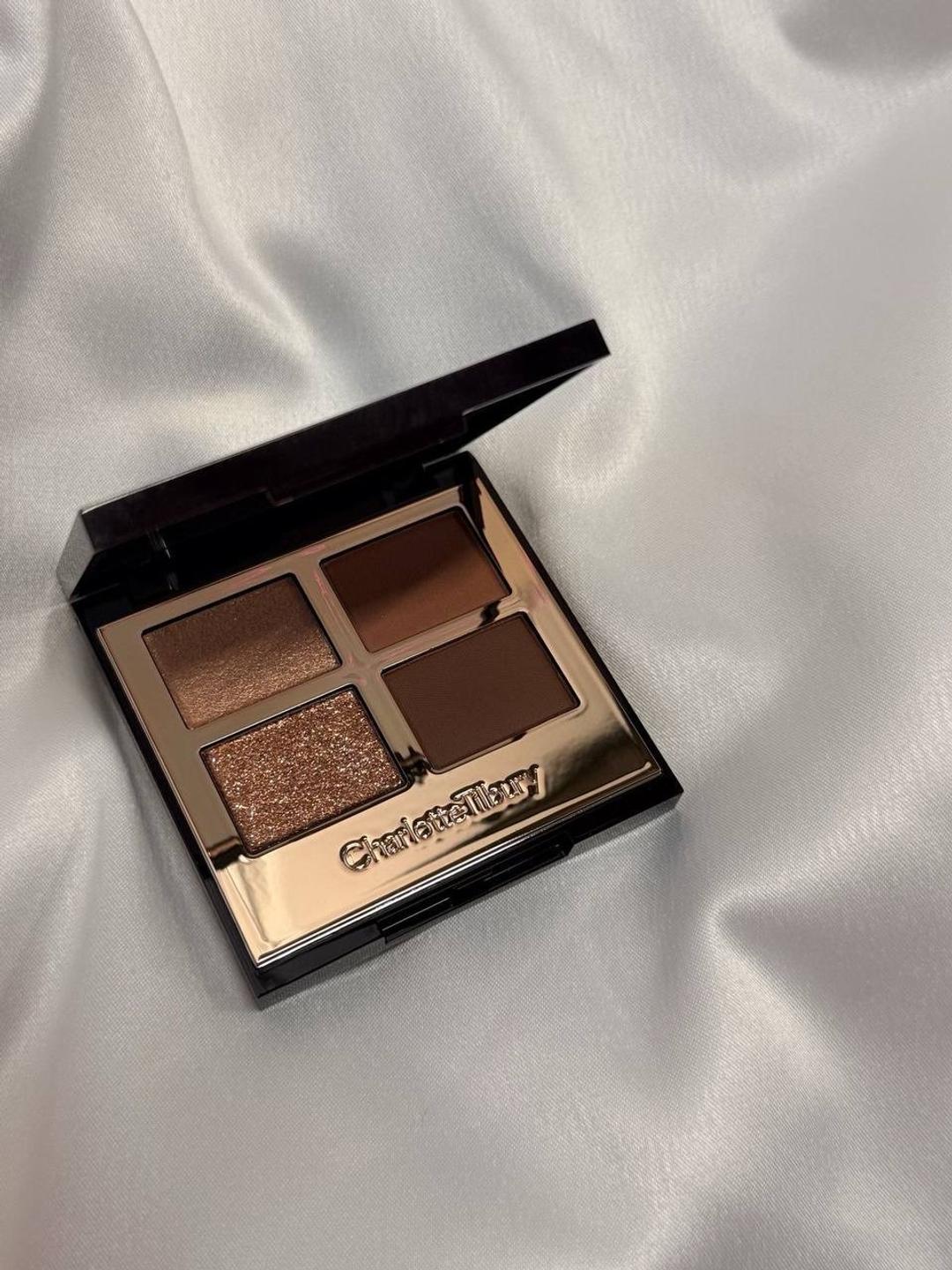 Charlotte Tilbury Палетка теней Charlotte Tilbury Luxury Palette — фото 2