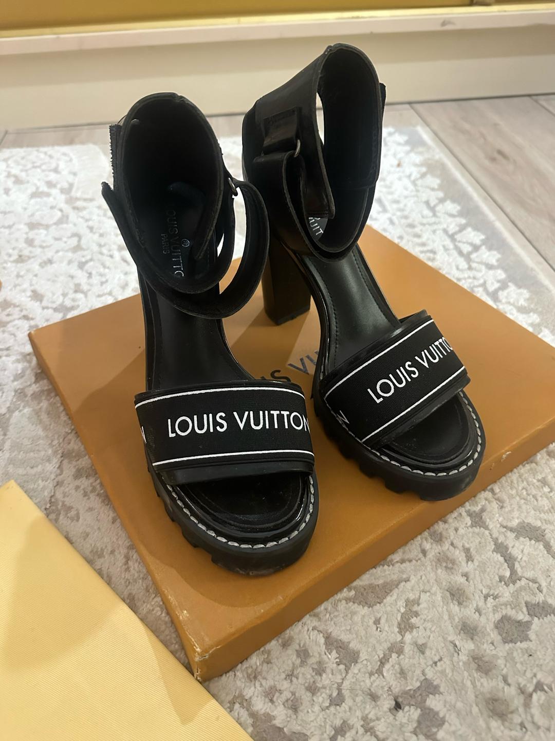 Louis Vuitton Босоножки Louis Vuitton — фото 2