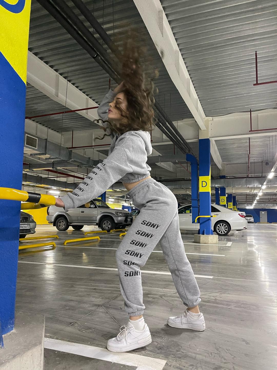 SDNY 🆕 Спортивные костюмы S, M в сером свете меланж — фото 2