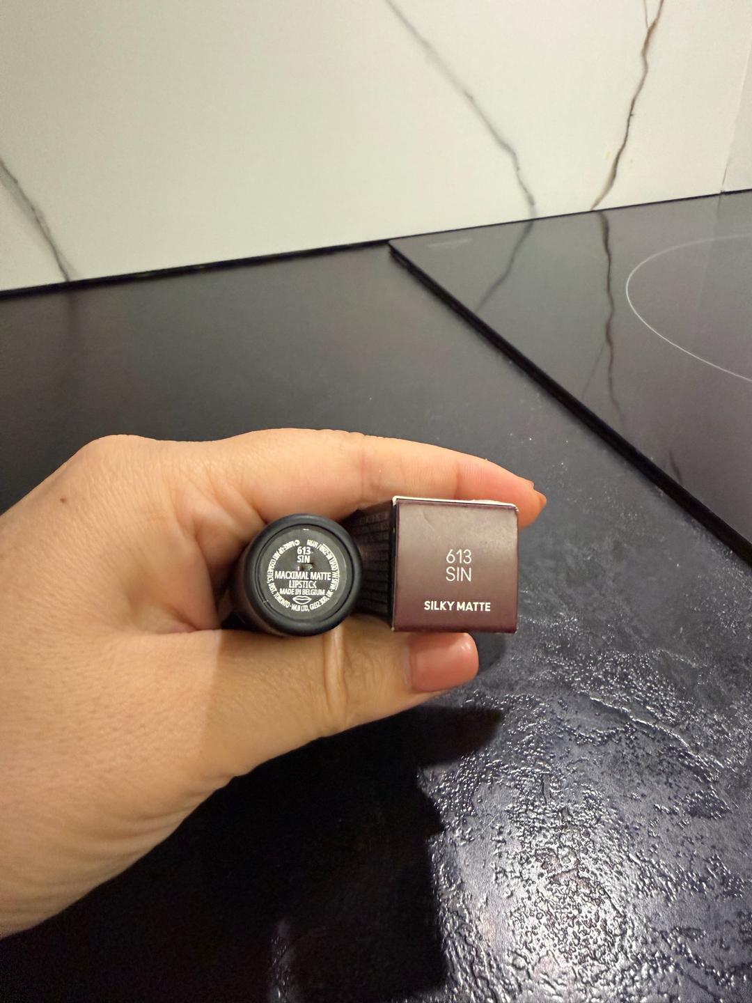 MAC Помада MAC Maximal Silky Matte 613 Sin — фото 2