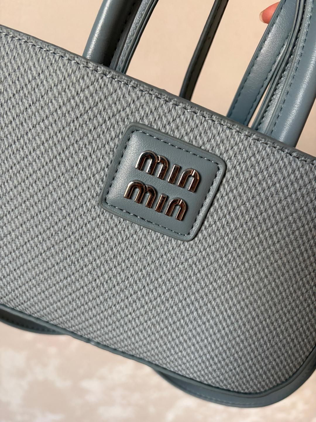 Сумка кросс-боди мини MIU MIU — фото 2