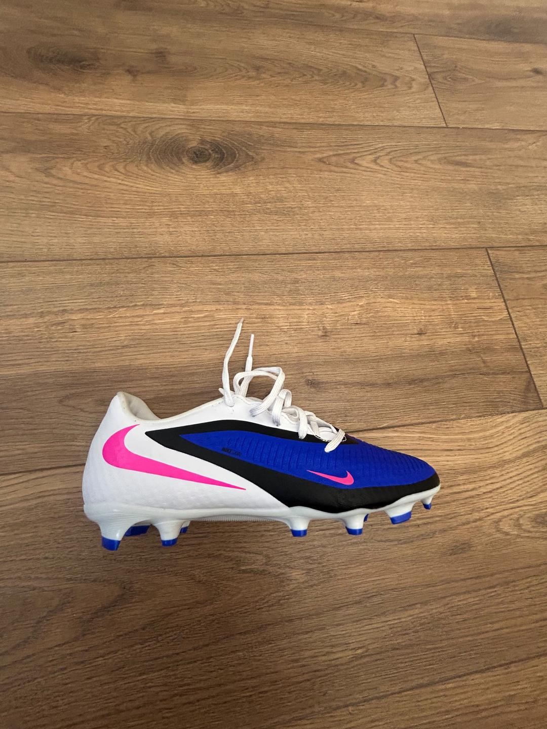 Nike Футбольные бутсы Nike Phantom — фото 2