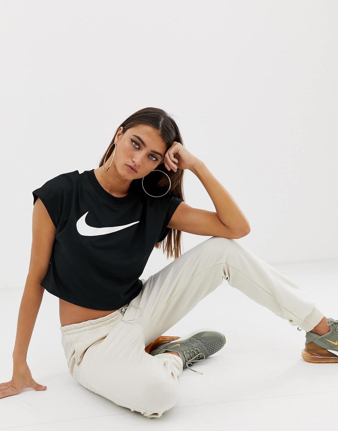 Nike Кроп-топ Nike Новый — фото 2