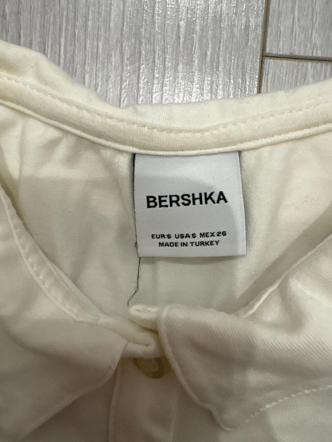 Bershka белая футболка топ Bershka — фото 2