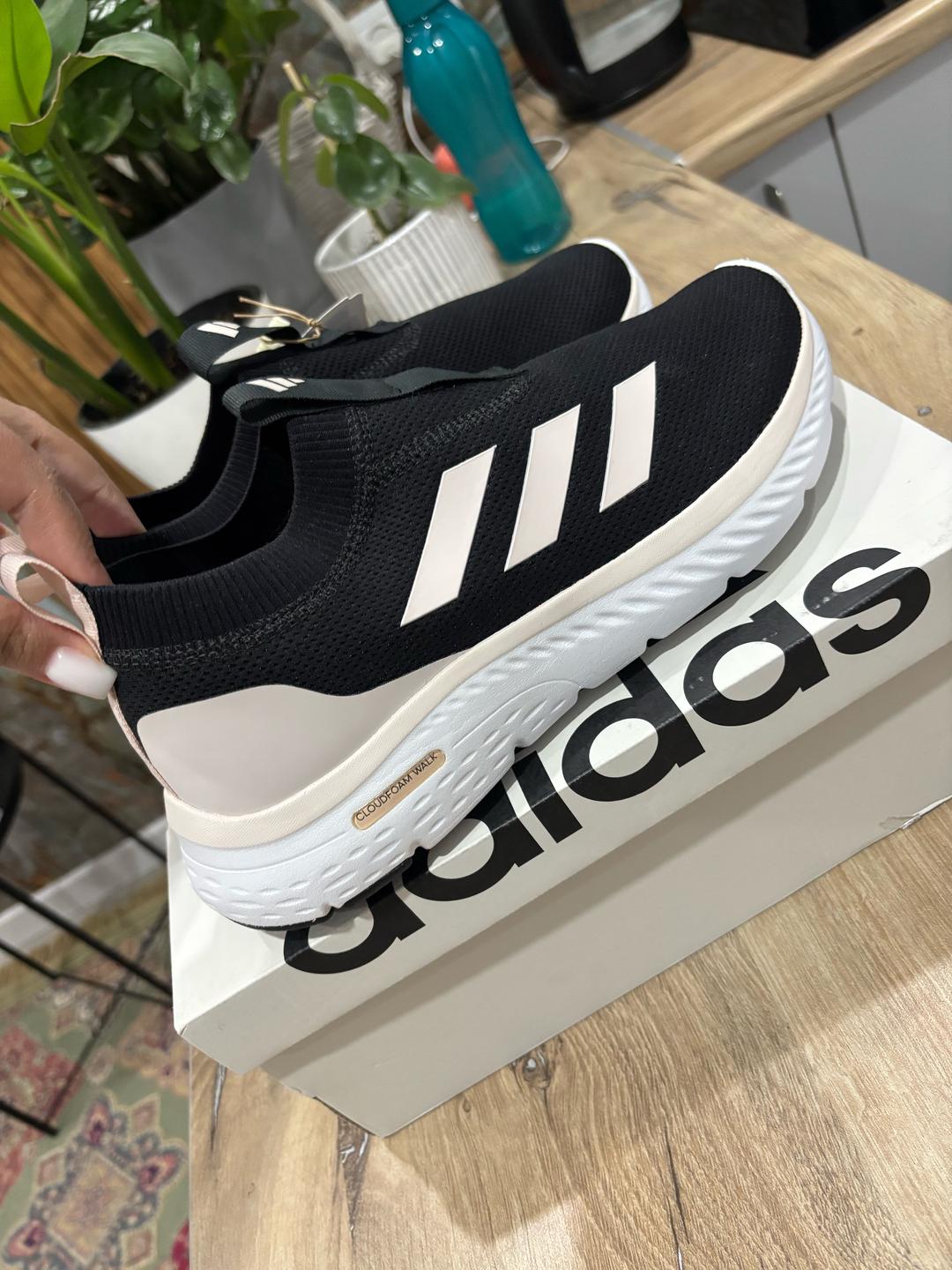 Adidas Кроссовки adidas — фото 2