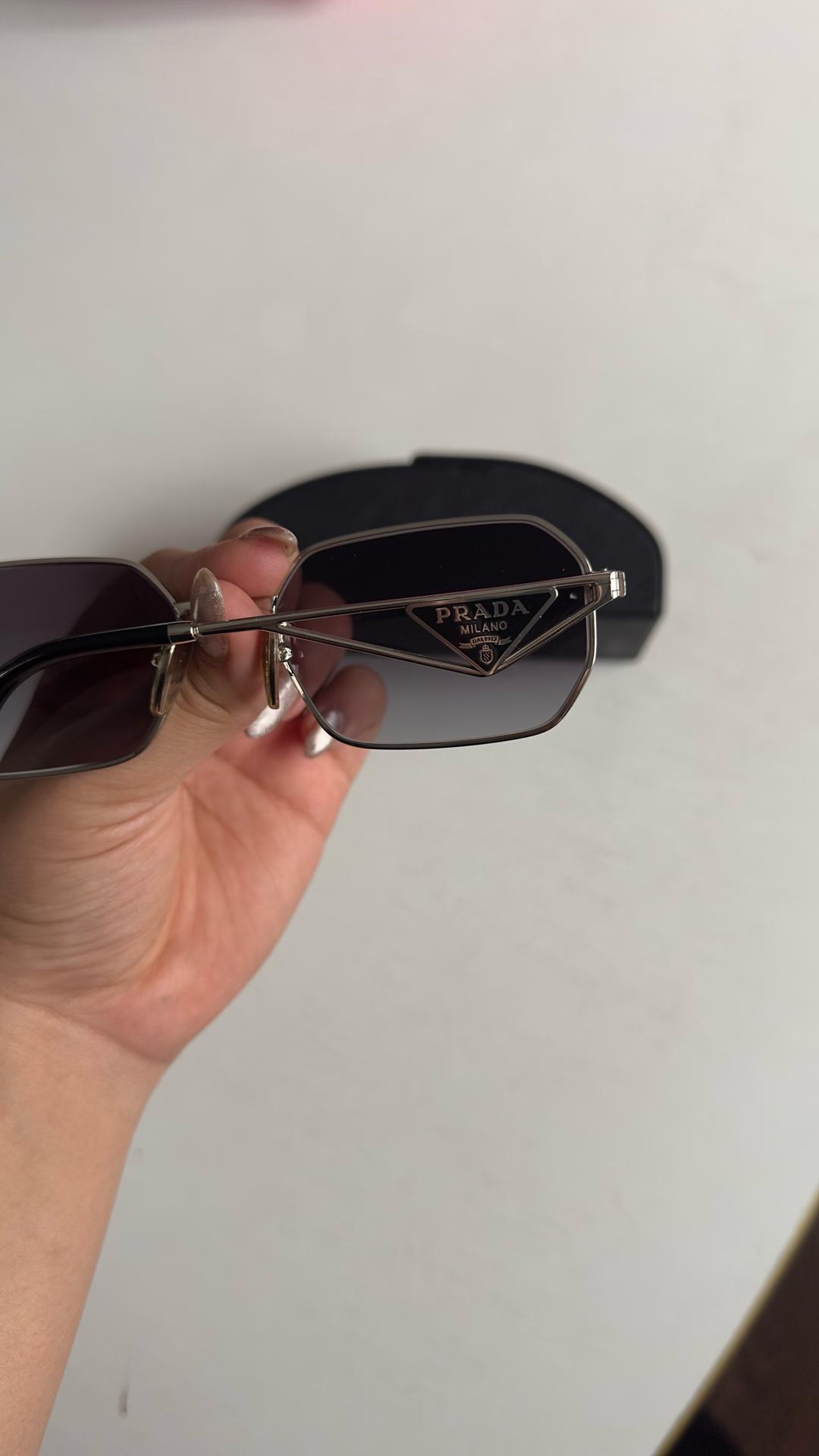 Prada Очки Прада — фото 2