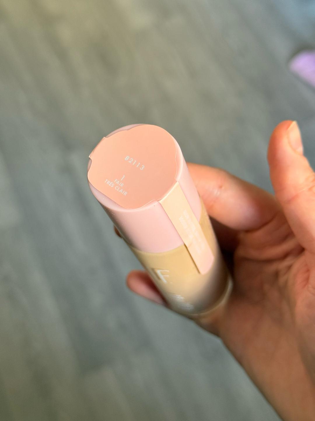 ECCO e.l.f. Halo Glow Liquid Filter — фото 2