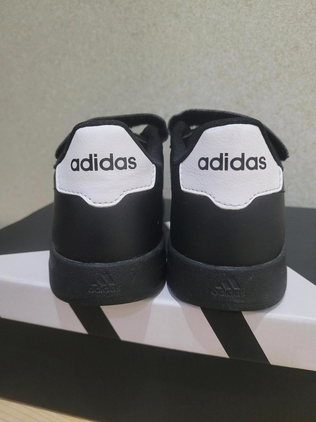 Adidas Кеды adidas 34 размер на мальчика — фото 2