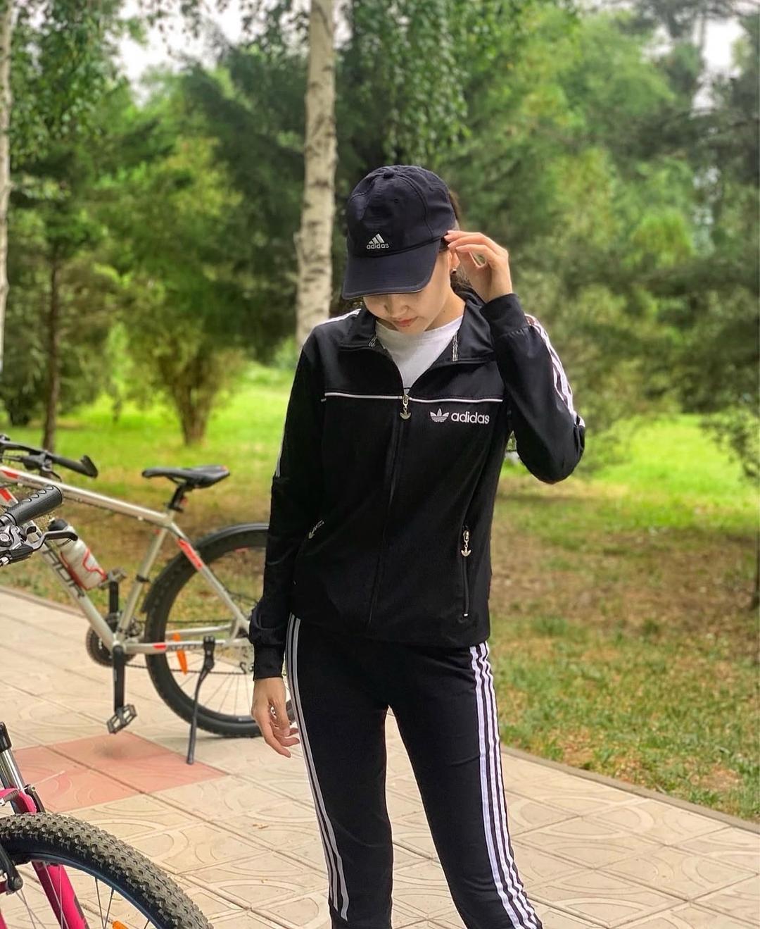 Adidas Спортивный костюм — фото 2