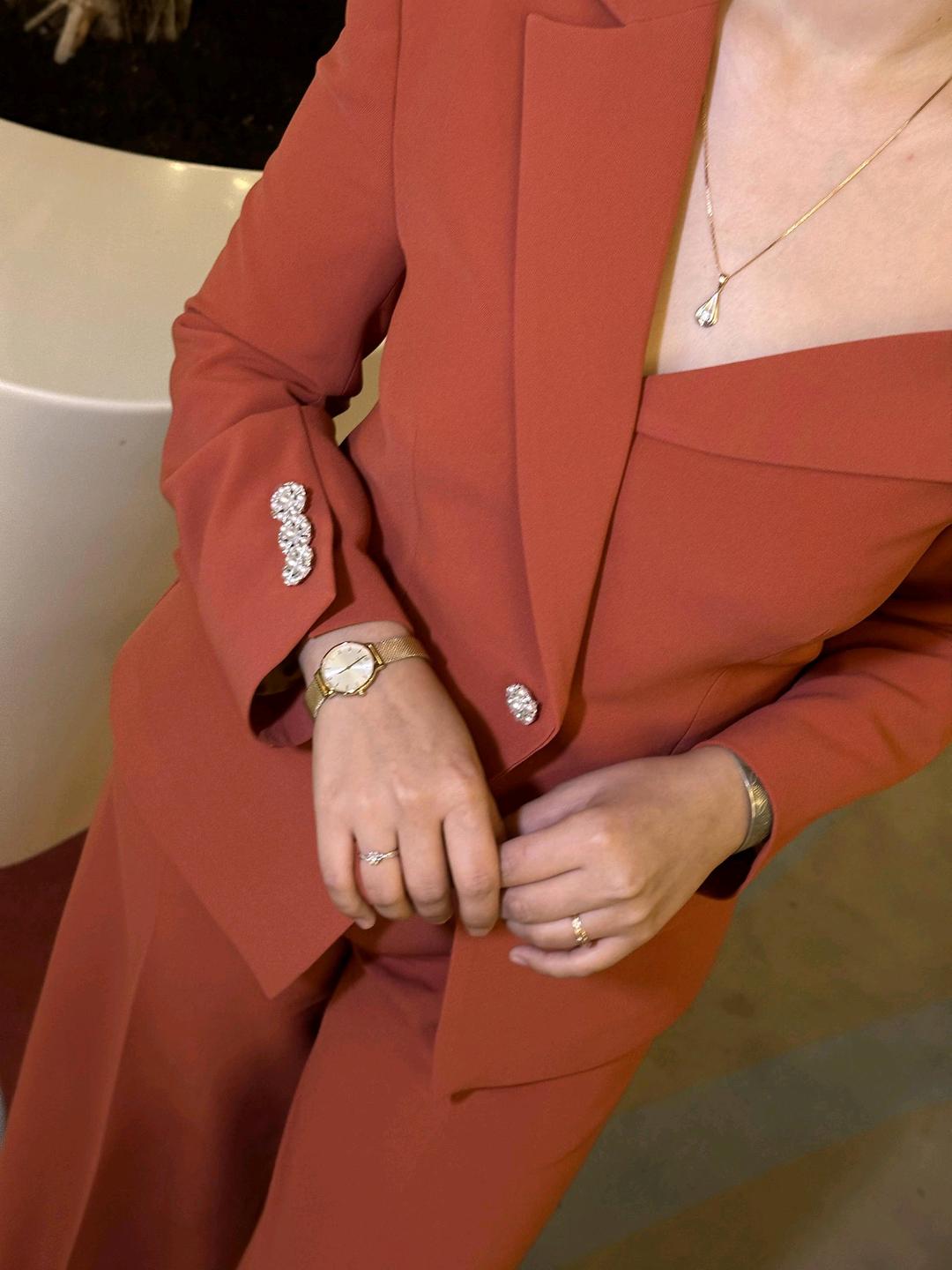 Dinara Satzhan Элегантный костюм Dinara Satzhan Fashion Group — фото 2
