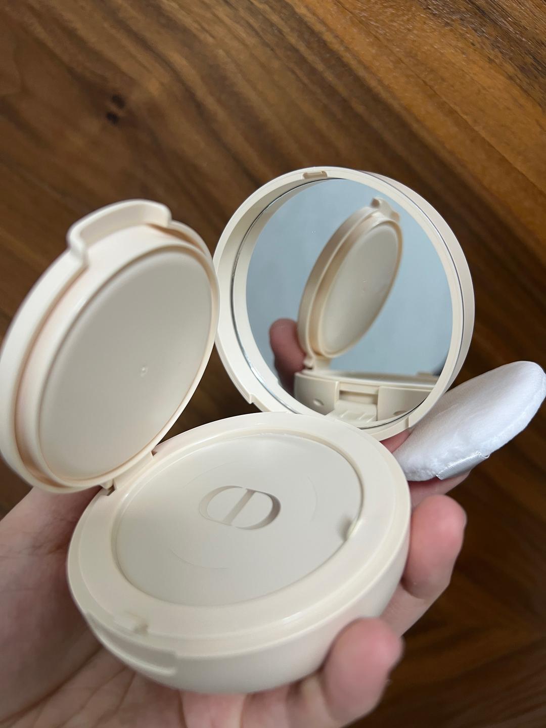 Dior Пудра Dior Forever Cushion Powder — фото 2