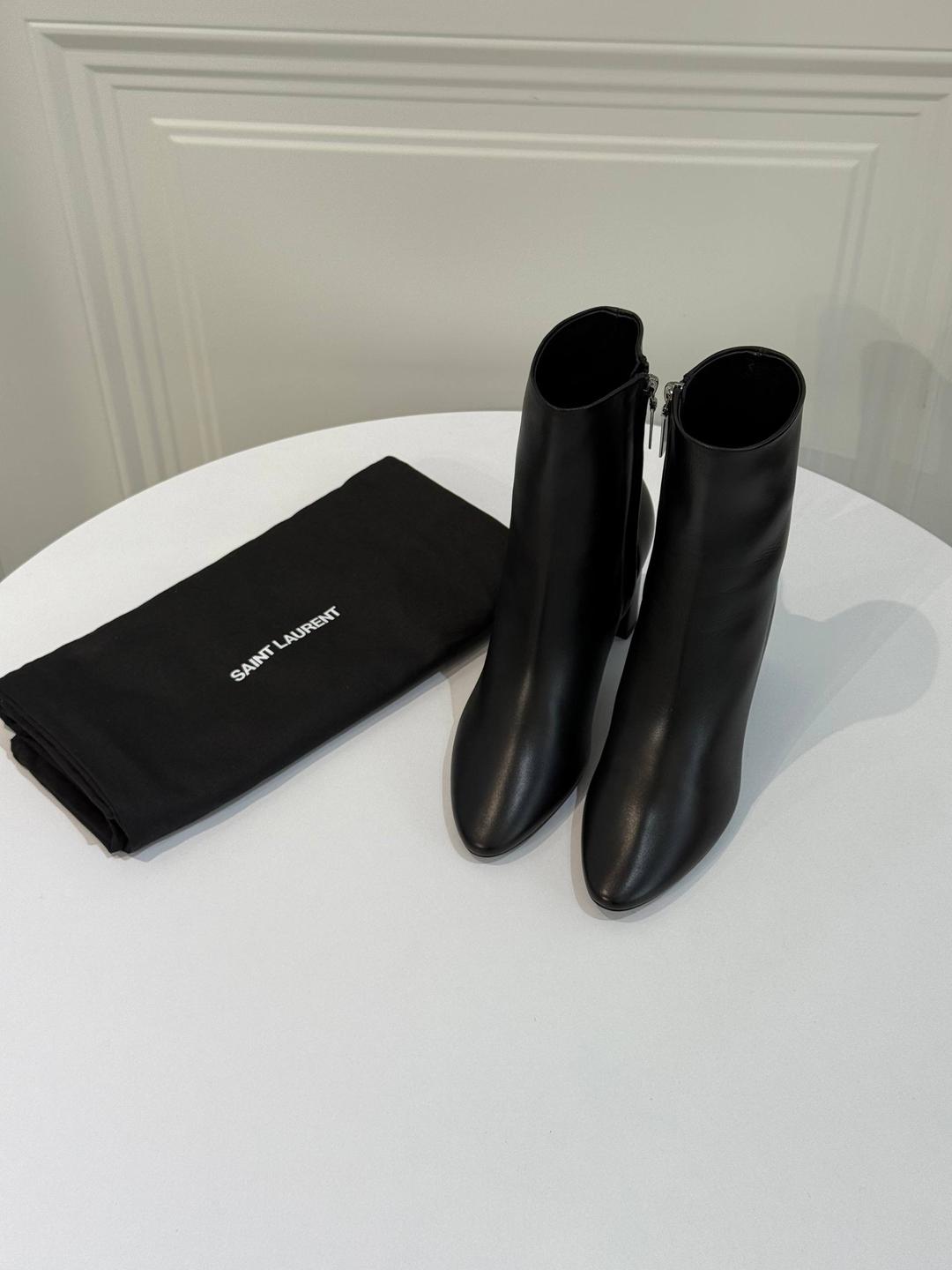 Yves Saint Laurent Ботильоны Saint Laurent — фото 2