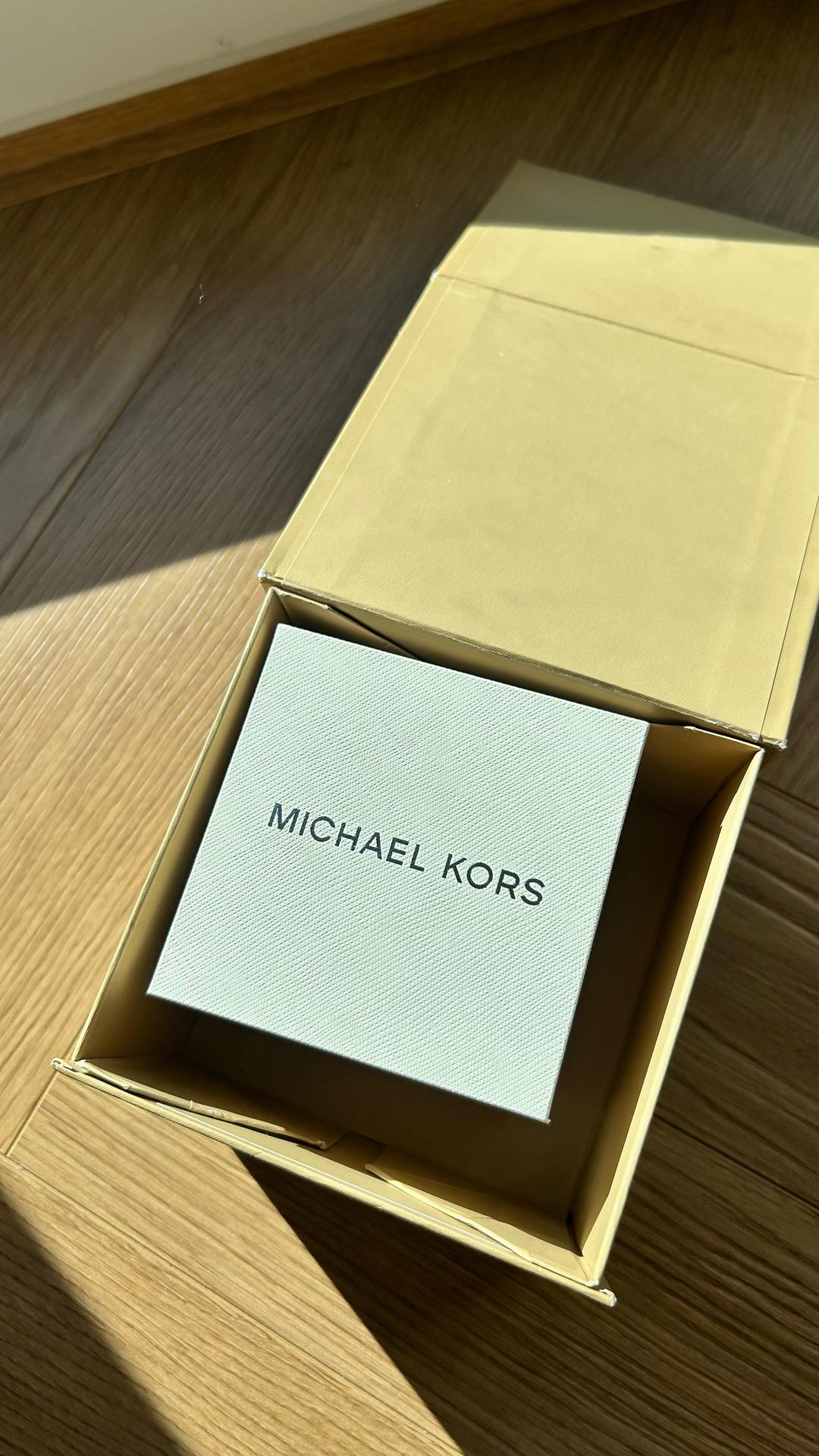 Michael Kors Женские часы Michael Kors — фото 2
