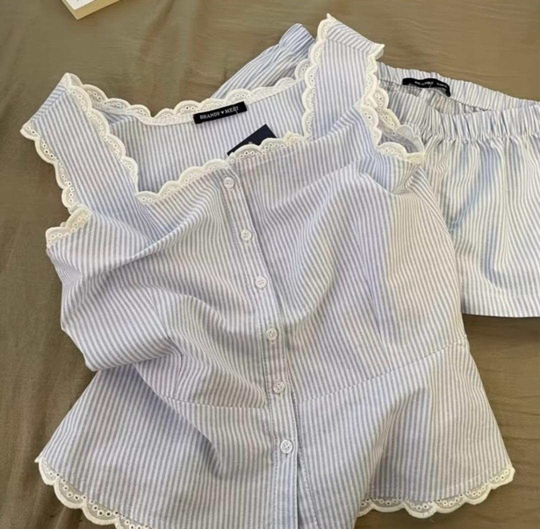 Brandy Melville Комплект Brandy Melville топ и шорты — фото 2