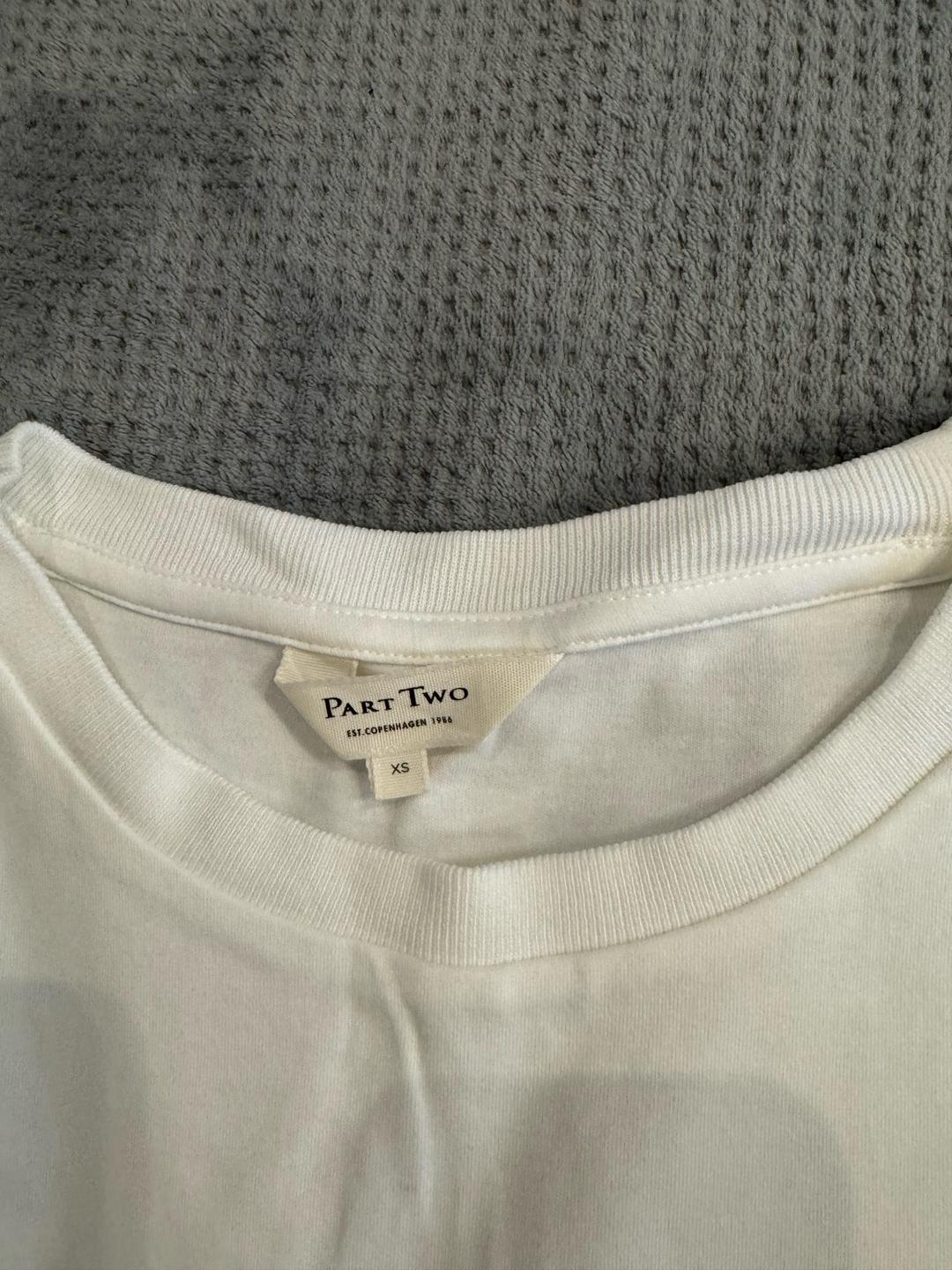 Part Two Футболка Part two — фото 2