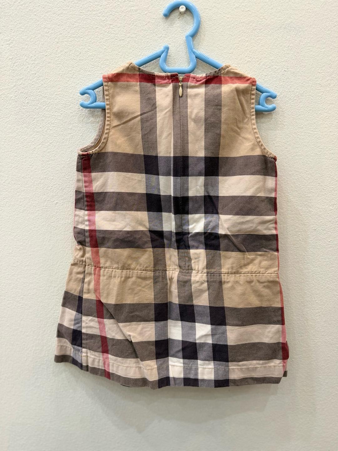 Burberry Детское платье Burberry — фото 2