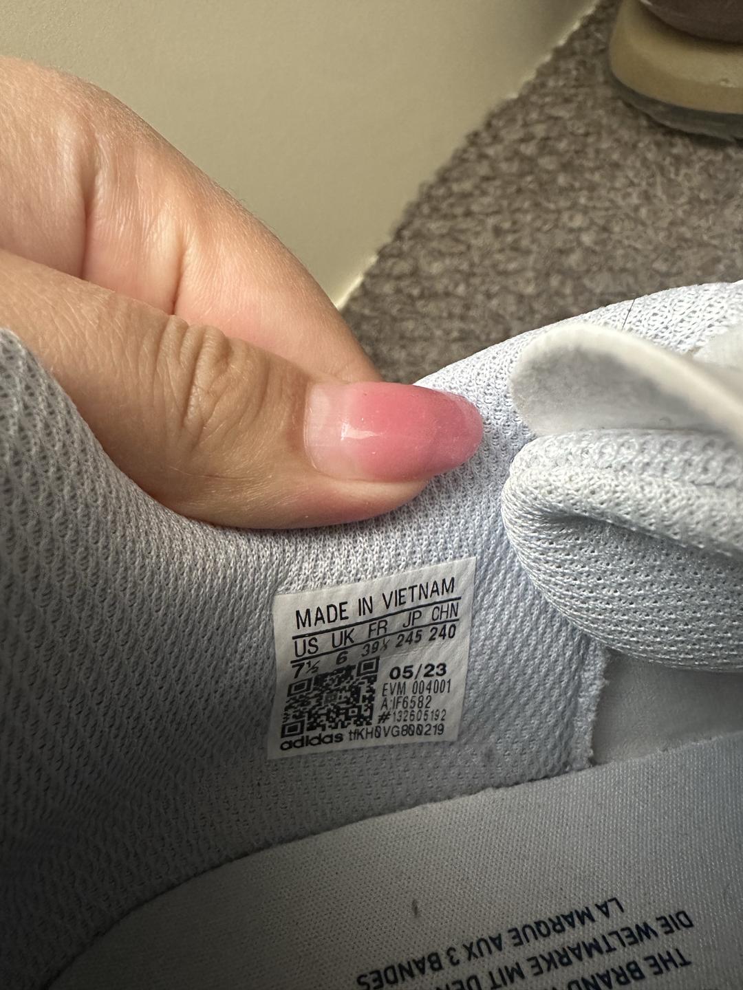 Adidas Кроссовки Adidas  — фото 2