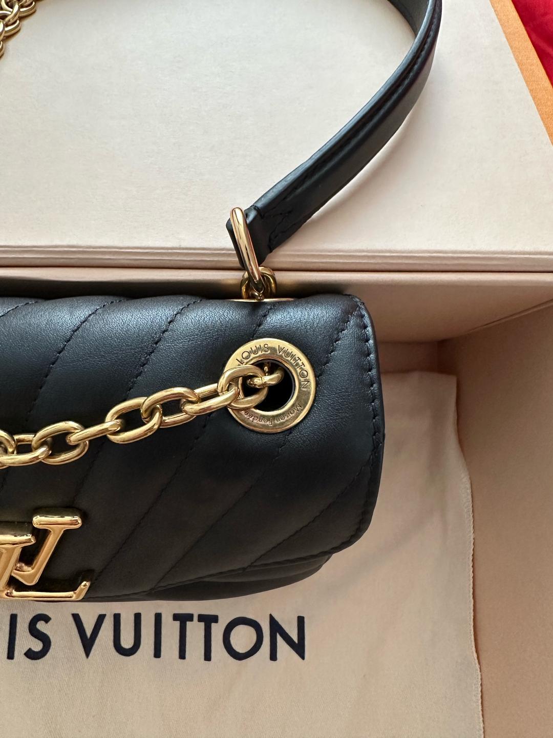 Louis Vuitton Черная сумка Louis Vuitton — фото 2