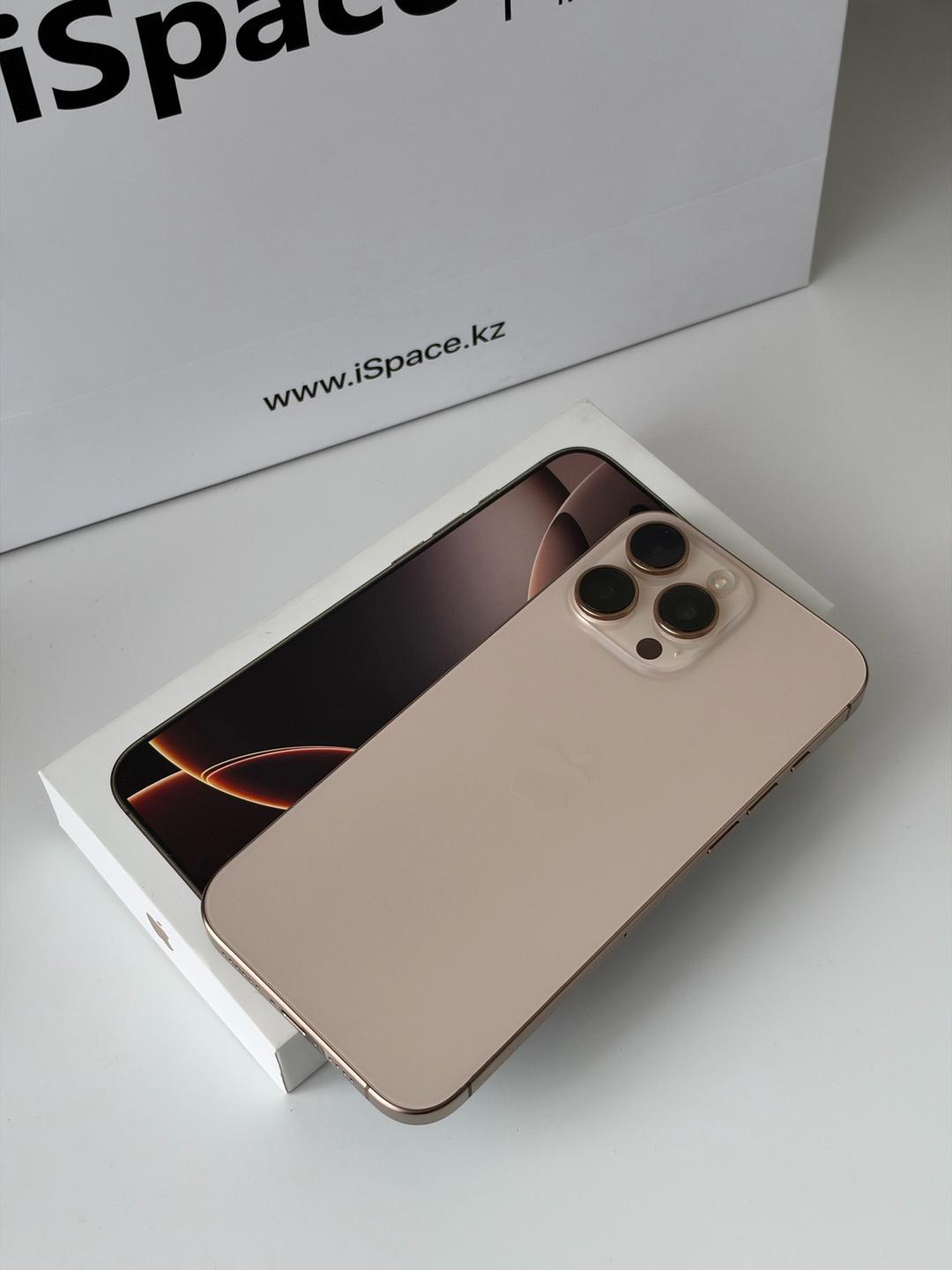 Apple iPhone 16 Pro Max Desert titanium  256 Гб — фото 2