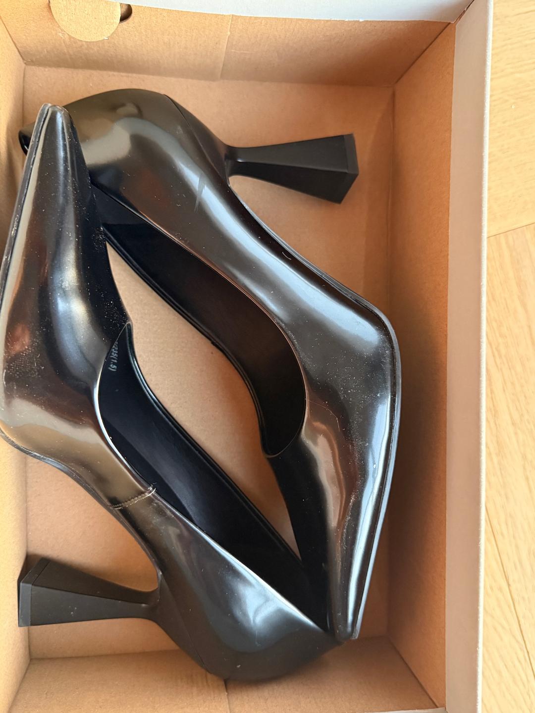 Charles & Keith Туфли Charles & Keith — фото 2