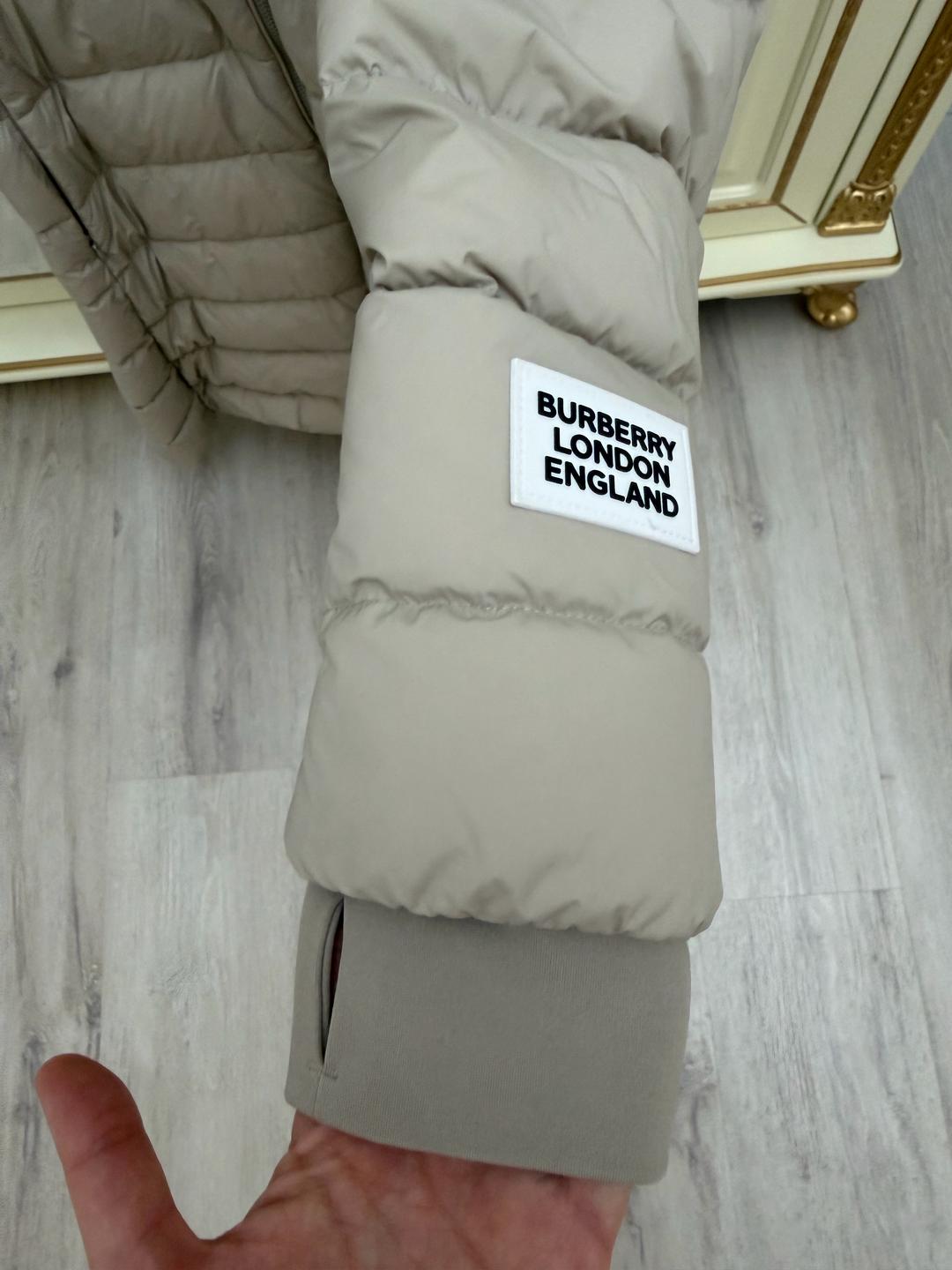 Burberry Пуховик Burberry новый — фото 2