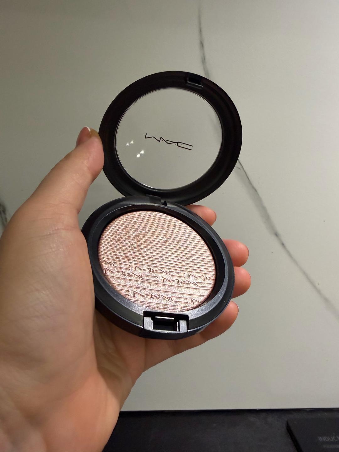 MAC Хайлайтер MAC Extra Dimension Skinfinish — фото 2