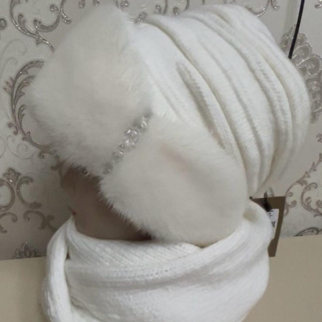 Karimova Katya Белая шапка с косынкой из натурального меха норки — фото 2