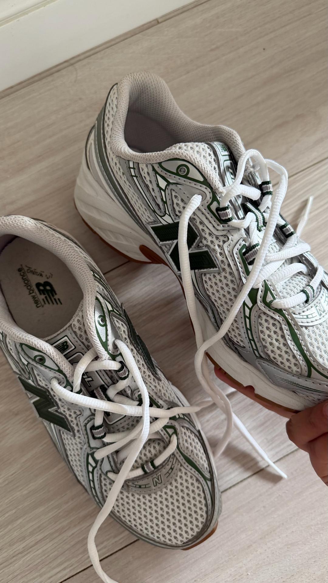 New Balance Кроссовки New Balance 740 — фото 2