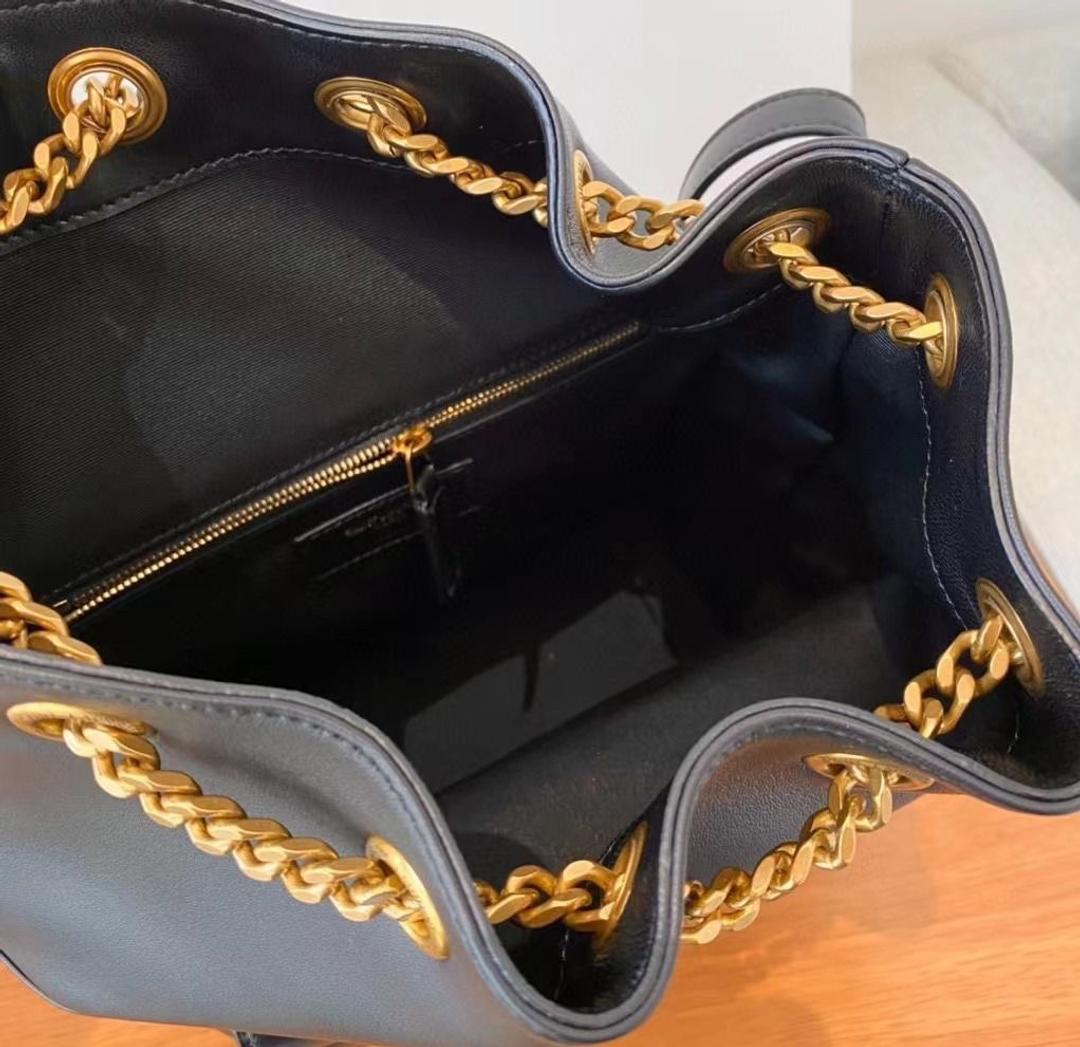 Yves Saint Laurent Продам рюкзак — фото 2