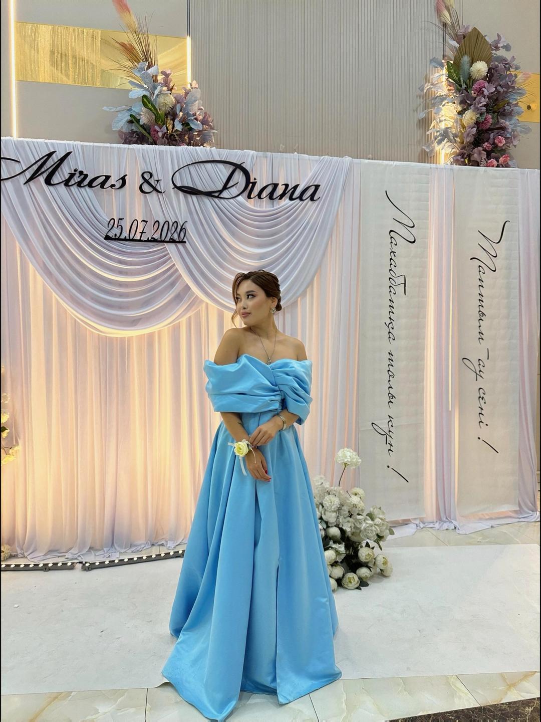 Нет бренда Вечернее платье с открытыми плечами — фото 2