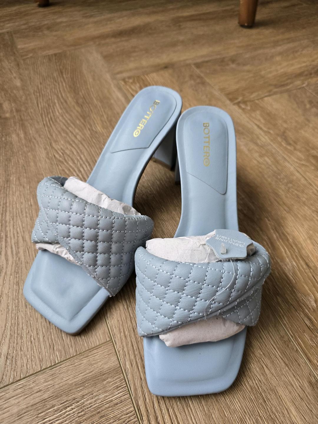 BOTTEGO Кожанные мюли а-ля Pinterest Girl — фото 2