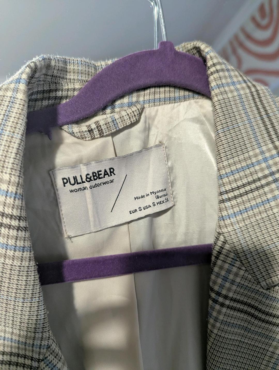 Pull & Bear Пиджак клетка укороченный — фото 2
