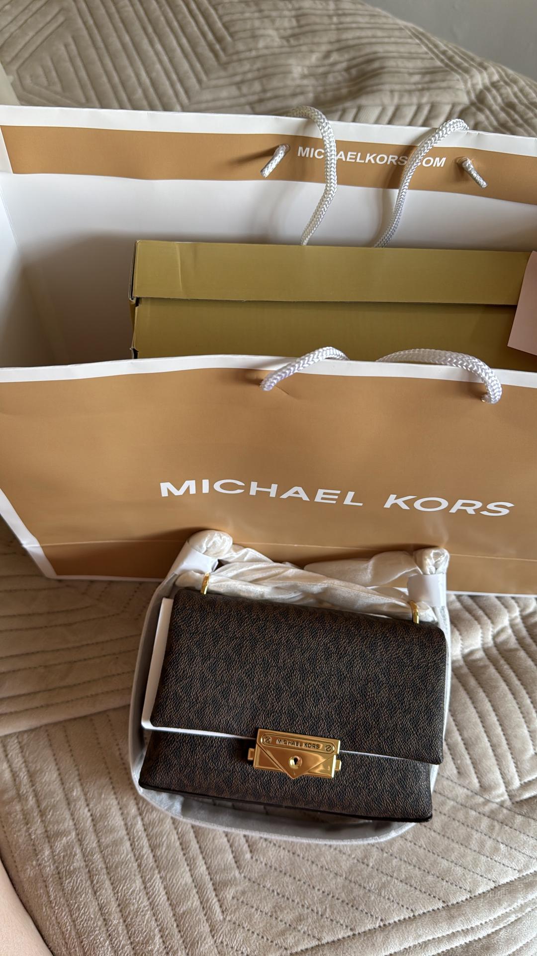 Michael Kors Сумка Michael Kors — фото 2