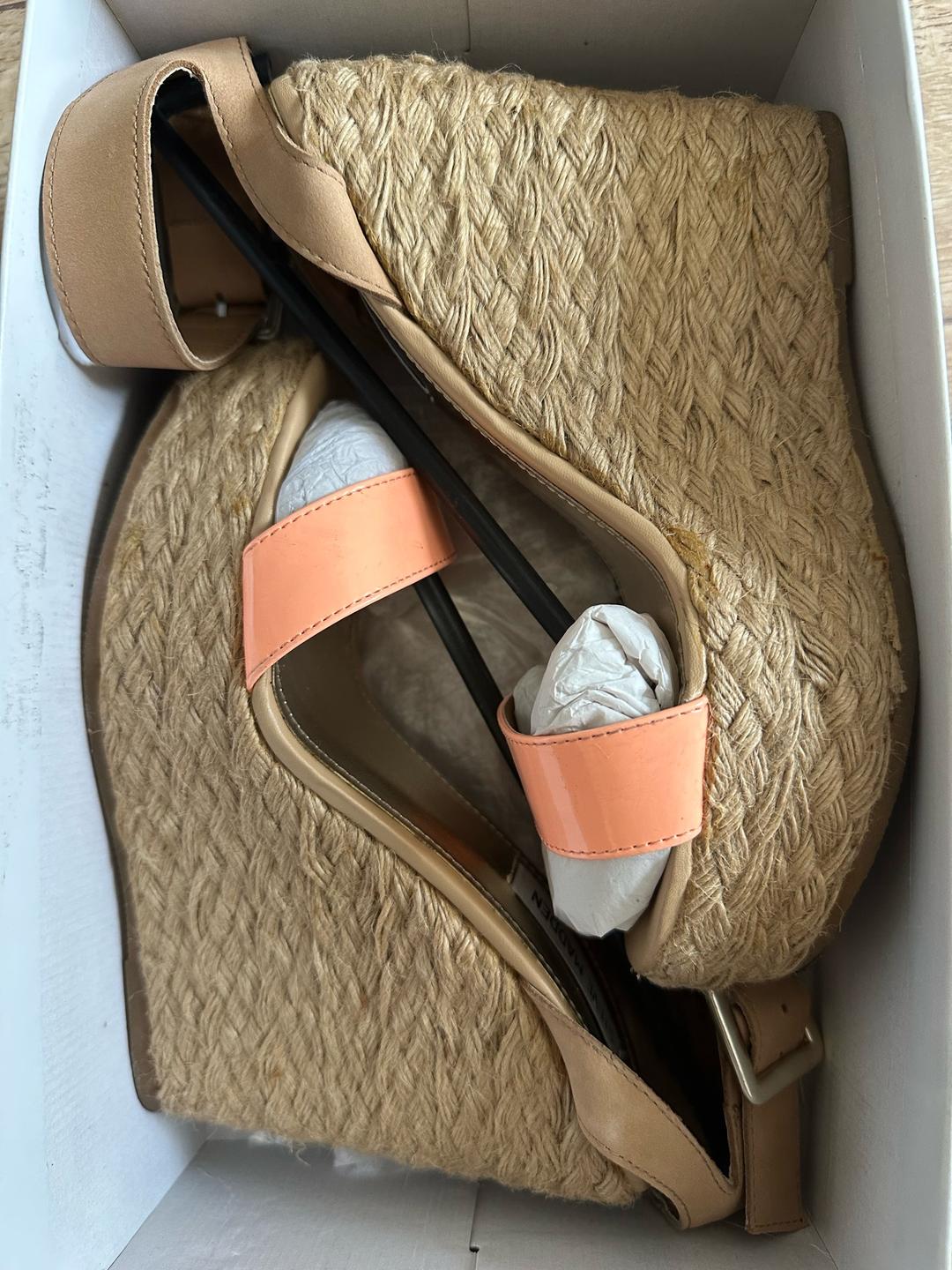 Steve Madden Босоножки на танкетке Steve Madden, оригинал, размер 38 — фото 2