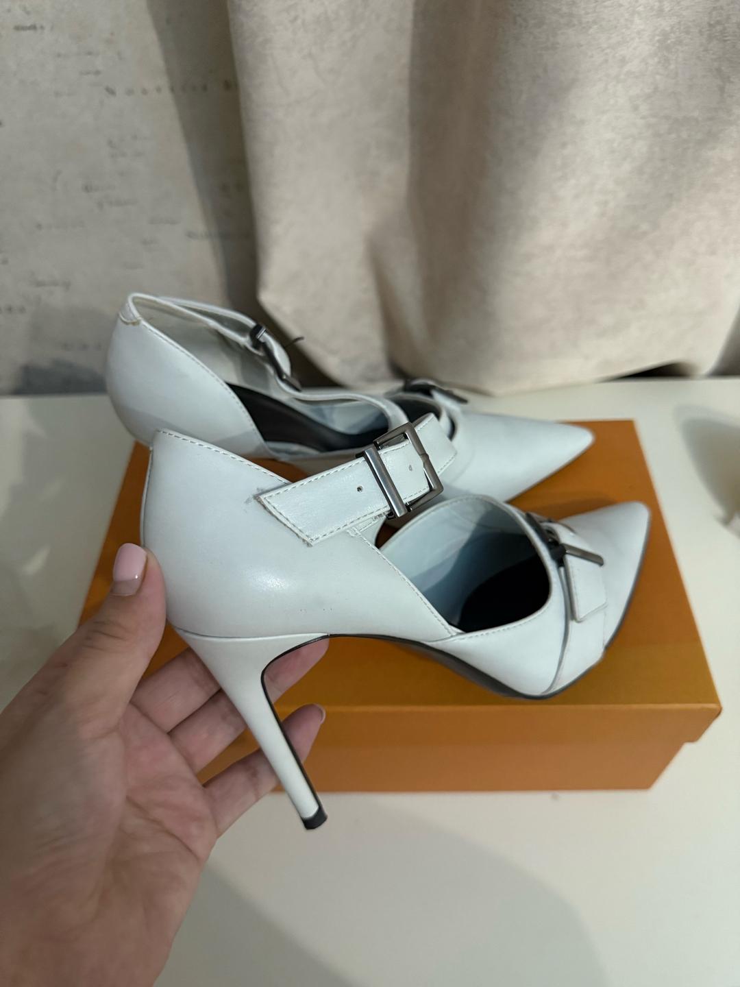 Charles & Keith Туфли Charles and Keith — фото 2