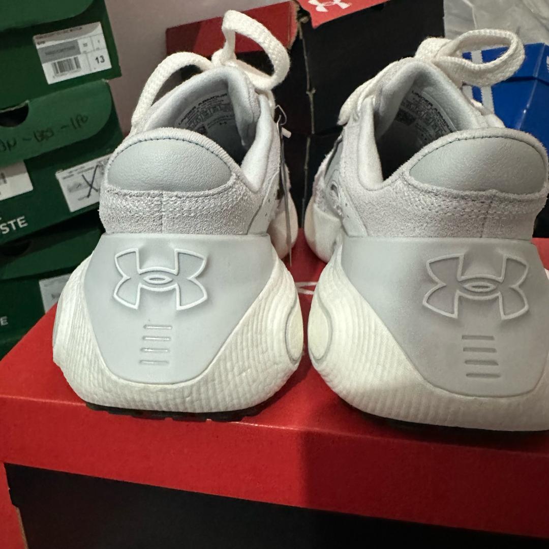 Under Armour Кроссовки Under Armour HOVR+ — фото 2