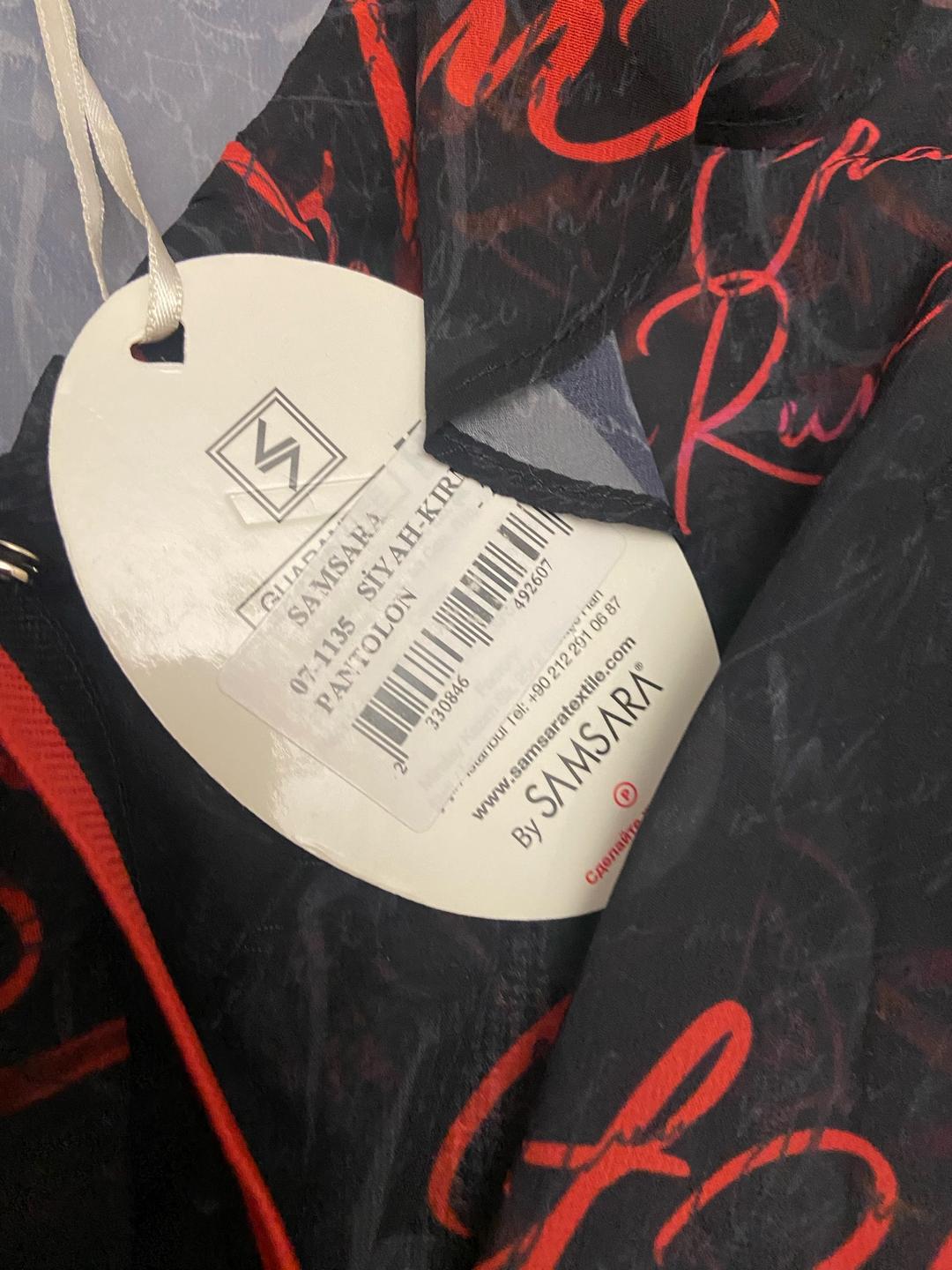samsara Новый костюм 3 ка 38 р — фото 2
