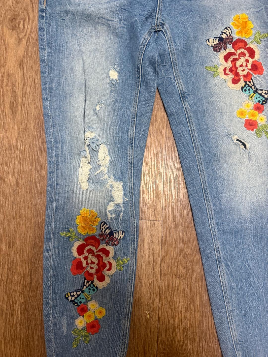 Zara Джинсы Zara с вышивкой — фото 2