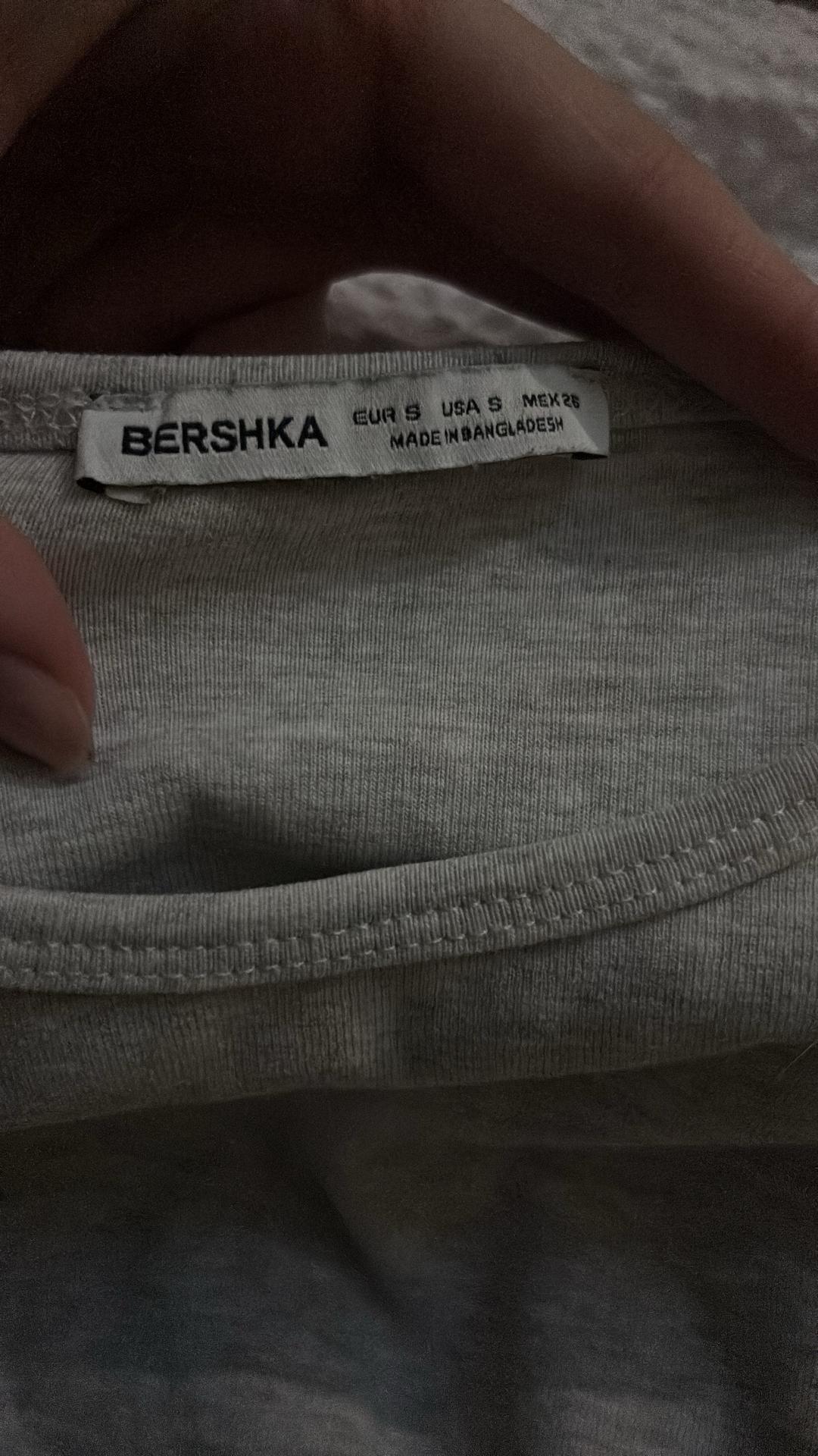 Bershka Базовая облегающая футболка — фото 2