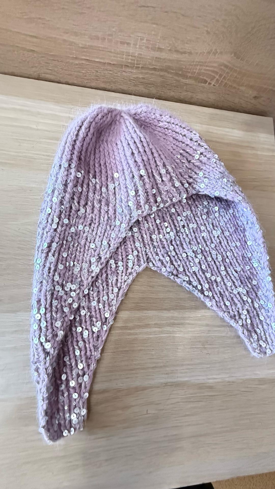 Handmade (ручная работа) Вязаная шапка с пайетками — фото 2